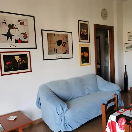 Tra Centro E Mare Bea 2